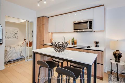 Photo 10 at 535 - 150 Logan Avenue, South Riverdale, Toronto