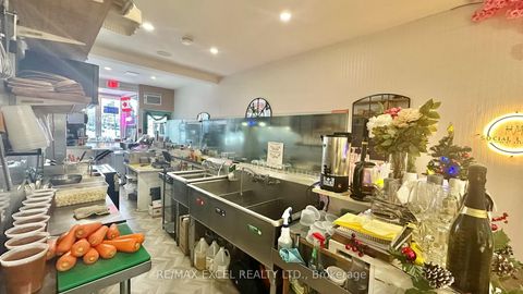 Photo 6 at 2107 YONGE Street, Eglinton, Toronto