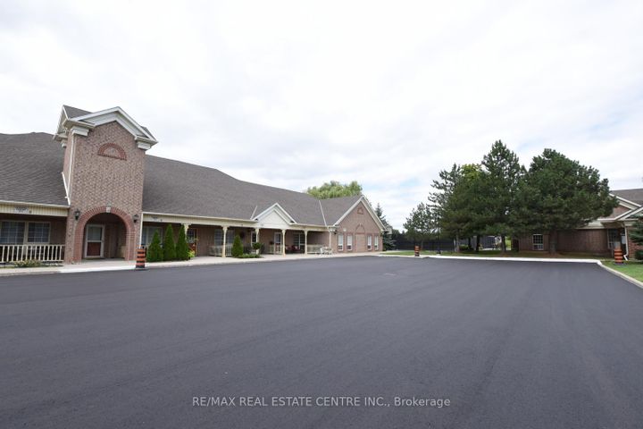 Photo 2 at 2 - 60 Natalia Avenue, Mount Hope, Hamilton