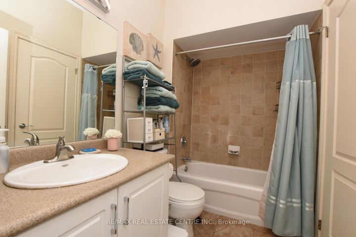 Photo 13 at 2 - 60 Natalia Avenue, Mount Hope, Hamilton