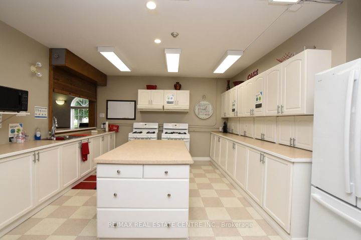 Photo 34 at 2 - 60 Natalia Avenue, Mount Hope, Hamilton