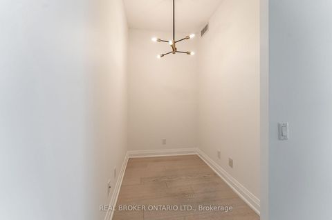 Photo 2 at 1509 - 83 Redpath Avenue, Mount Pleasant West, Toronto