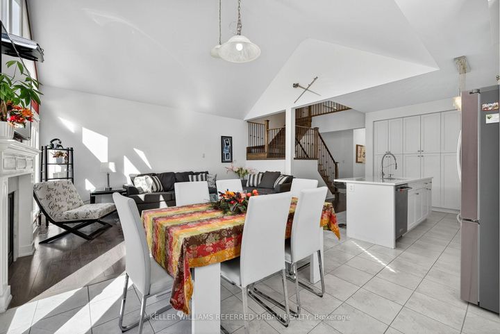 Photo 12 at 26 Waterton Way, Bradford, Bradford West Gwillimbury