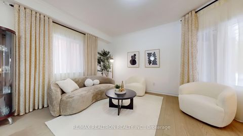 Photo 1 at 86 Eagle Peak Drive, Westbrook, Richmond Hill