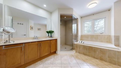 Photo 21 at 86 Eagle Peak Drive, Westbrook, Richmond Hill