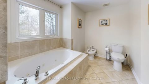 Photo 23 at 86 Eagle Peak Drive, Westbrook, Richmond Hill