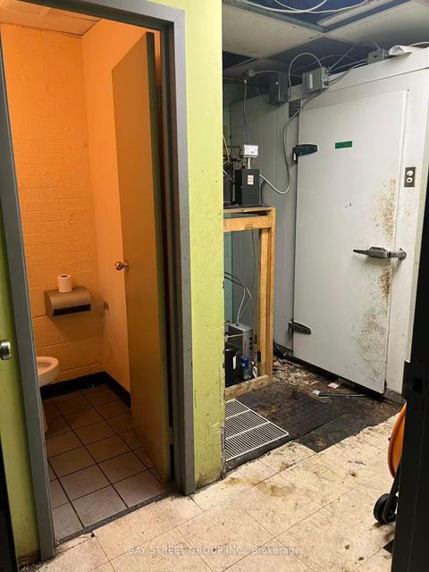 Photo 21 at 5588 Yonge Street, Willowdale West, Toronto