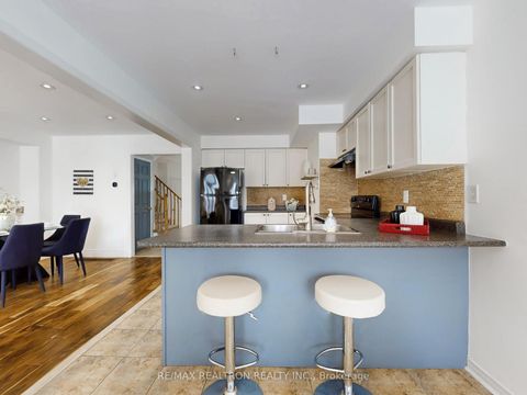 Photo 18 at 90 Shrewsbury Drive, Brooklin, Whitby