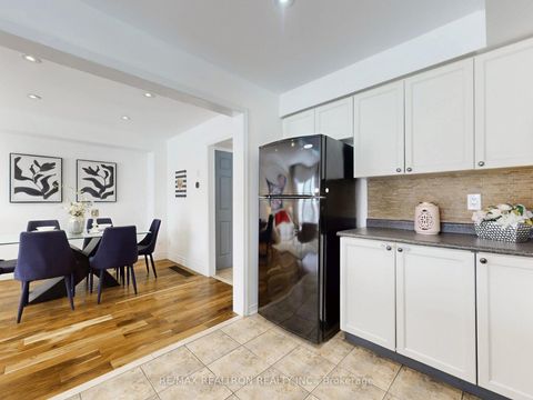 Photo 19 at 90 Shrewsbury Drive, Brooklin, Whitby