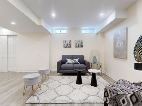 Photo 37 at 90 Shrewsbury Drive, Brooklin, Whitby