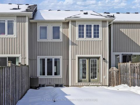 Photo 44 at 90 Shrewsbury Drive, Brooklin, Whitby