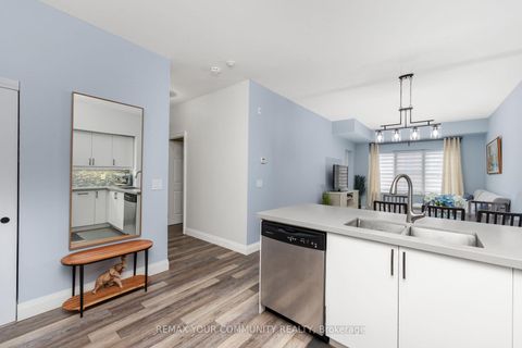 Photo 4 at 202 - 9973 Keele Street, Maple, Vaughan