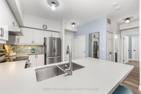 Photo 5 at 202 - 9973 Keele Street, Maple, Vaughan