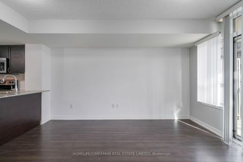 Photo 13 at 316 - 816 Lansdowne Avenue, Junction, Toronto