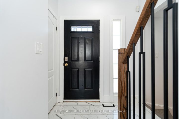 Photo 4 at 58 - 5535 Glen Erin Drive, Central Erin Mills, Mississauga