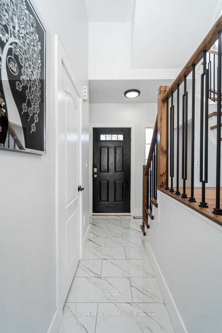 Photo 5 at 58 - 5535 Glen Erin Drive, Central Erin Mills, Mississauga