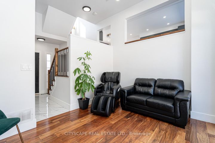 Photo 7 at 58 - 5535 Glen Erin Drive, Central Erin Mills, Mississauga