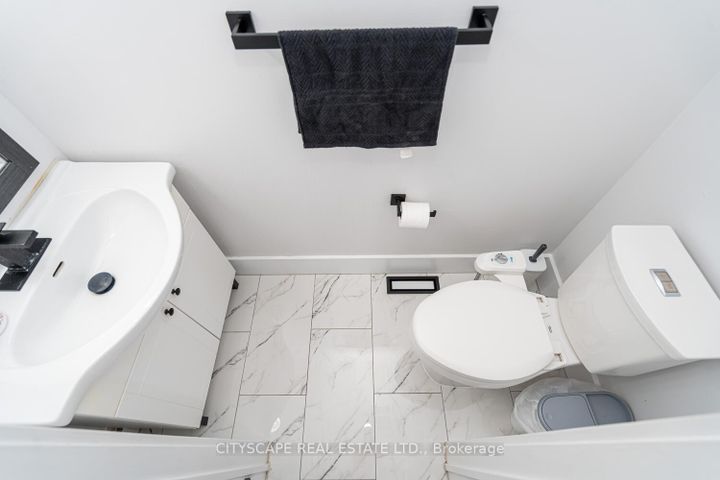 Photo 11 at 58 - 5535 Glen Erin Drive, Central Erin Mills, Mississauga