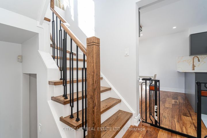 Photo 12 at 58 - 5535 Glen Erin Drive, Central Erin Mills, Mississauga