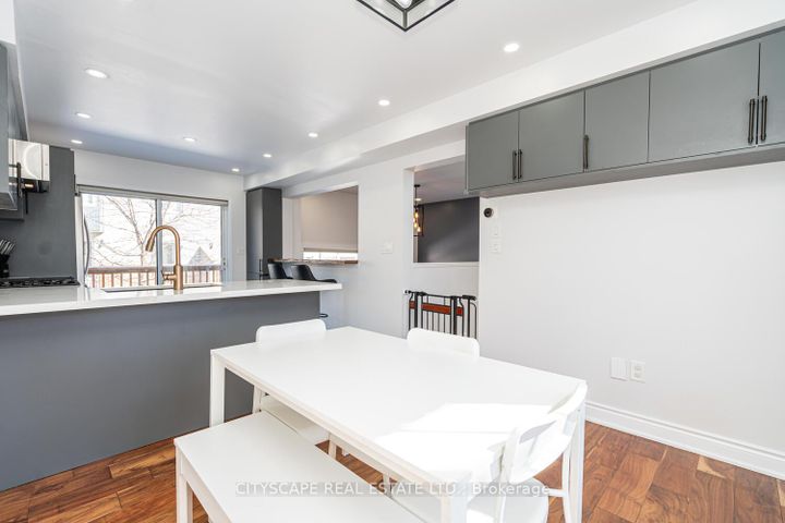 Photo 13 at 58 - 5535 Glen Erin Drive, Central Erin Mills, Mississauga