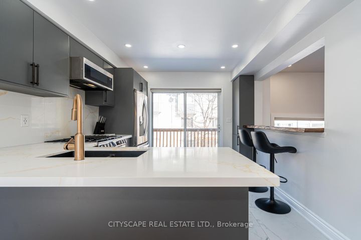 Photo 14 at 58 - 5535 Glen Erin Drive, Central Erin Mills, Mississauga