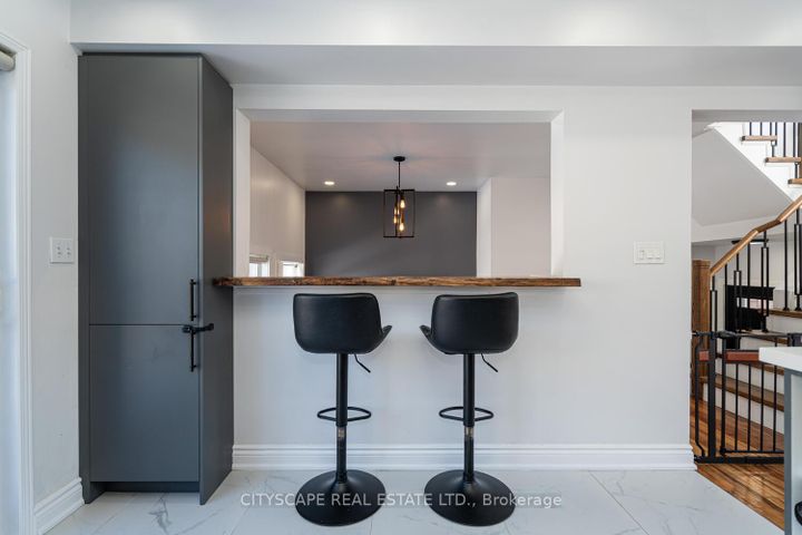 Photo 18 at 58 - 5535 Glen Erin Drive, Central Erin Mills, Mississauga