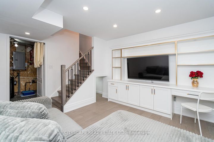 Photo 33 at 58 - 5535 Glen Erin Drive, Central Erin Mills, Mississauga