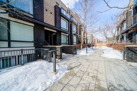 Photo 4 at 146 - 34 Fieldway Road, City Centre West, Toronto