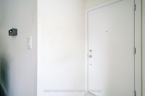 Photo 6 at 146 - 34 Fieldway Road, City Centre West, Toronto