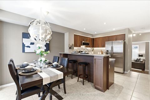 Photo 7 at 56 - 11 Burtonbury Lane, Northeast Ajax, Ajax