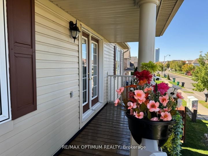 Photo 2 at 177 Fandango Drive, Credit Valley, Brampton