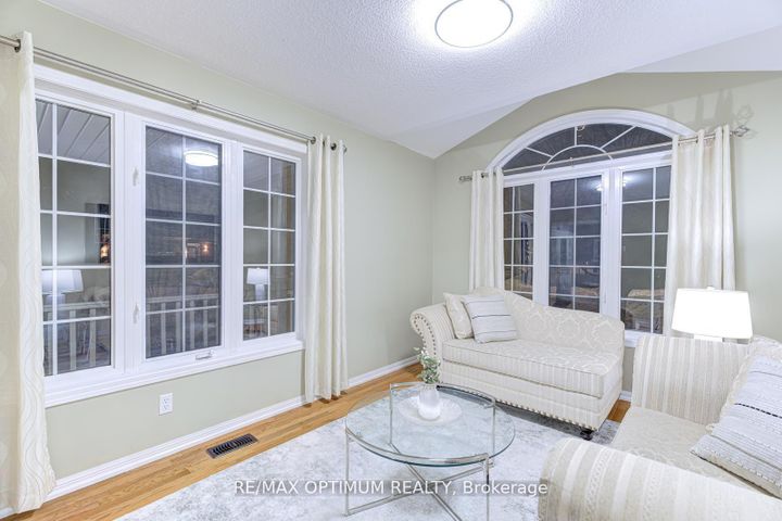 Photo 9 at 177 Fandango Drive, Credit Valley, Brampton