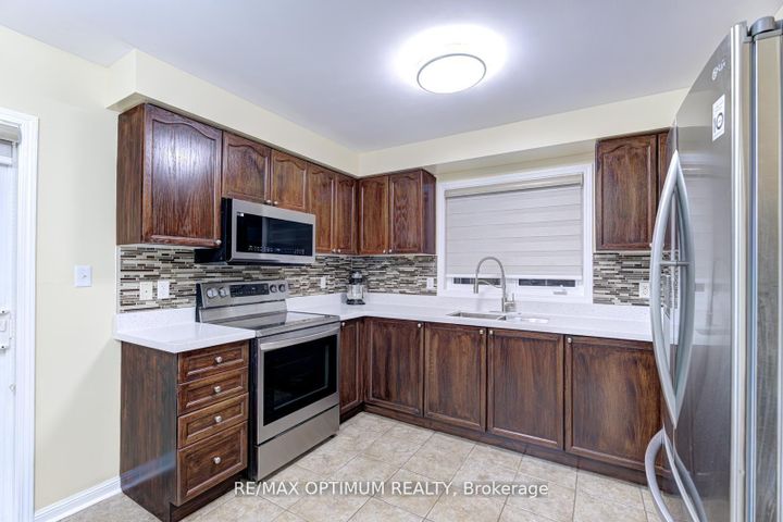 Photo 18 at 177 Fandango Drive, Credit Valley, Brampton