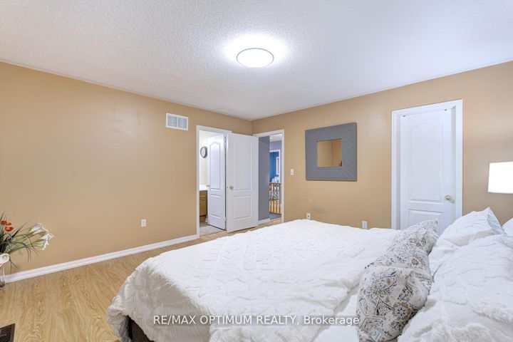 Photo 22 at 177 Fandango Drive, Credit Valley, Brampton