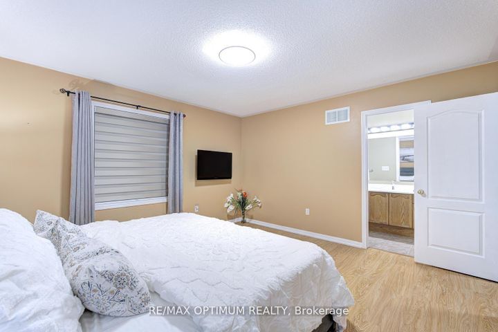 Photo 23 at 177 Fandango Drive, Credit Valley, Brampton