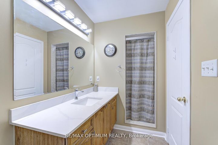 Photo 25 at 177 Fandango Drive, Credit Valley, Brampton