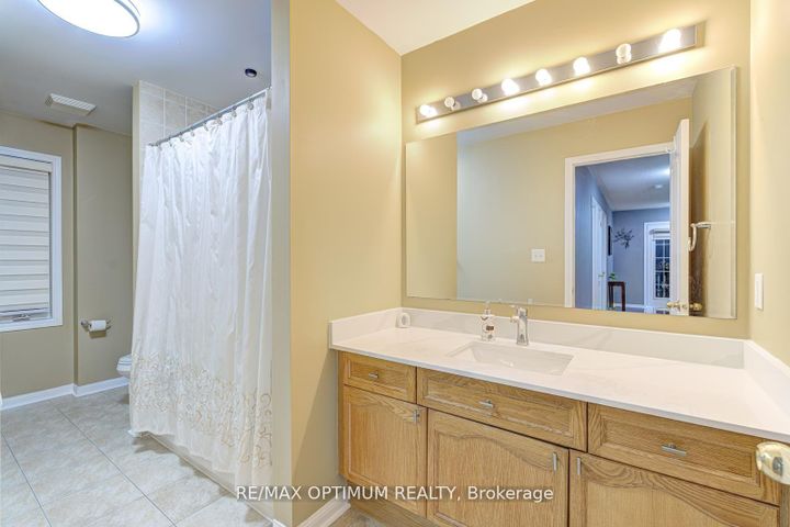 Photo 33 at 177 Fandango Drive, Credit Valley, Brampton