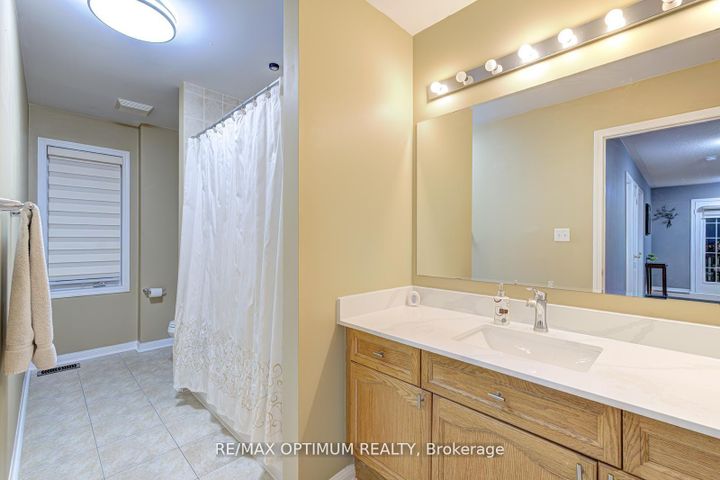 Photo 34 at 177 Fandango Drive, Credit Valley, Brampton