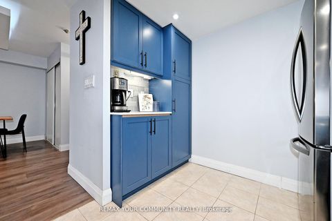 Photo 15 at 910 - 275 Bamburgh Circle, Steeles, Toronto