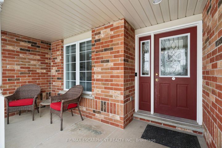 Photo 3 at 75 Doctor Moore Court, AC Acton, Halton Hills