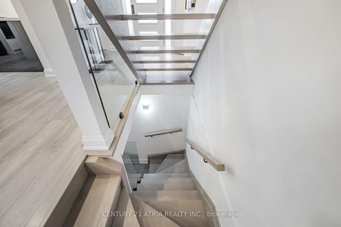 Photo 24 at 42 Coventry Court, Crosby, Richmond Hill