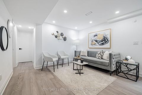 Photo 28 at 42 Coventry Court, Crosby, Richmond Hill