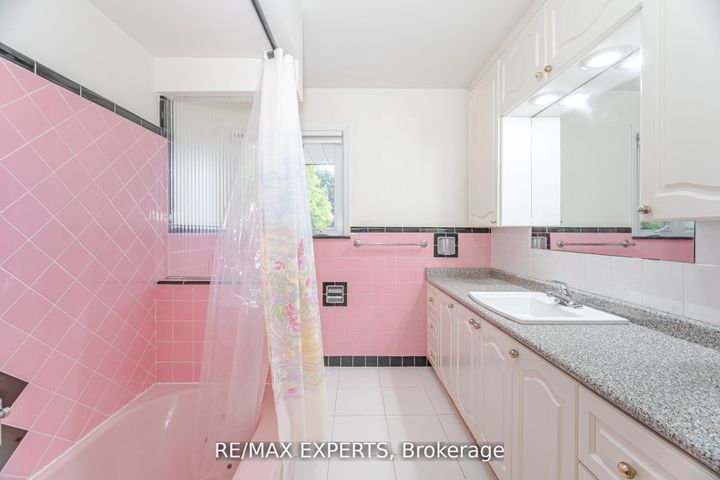 Photo 27 at 42 Cowley Avenue, City Centre West, Toronto