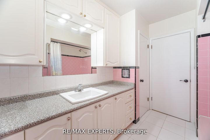 Photo 29 at 42 Cowley Avenue, City Centre West, Toronto