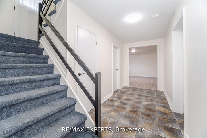 Photo 32 at 42 Cowley Avenue, City Centre West, Toronto