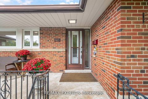 Photo 3 at 42 Cowley Avenue, City Centre West, Toronto