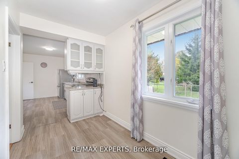 Photo 13 at 42 Cowley Avenue, City Centre West, Toronto