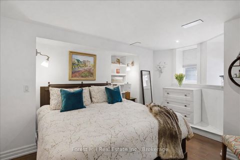 Photo 17 at 2 - 103 Pembroke Street, Moss Park, Toronto