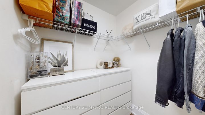 Photo 11 at 633 - 120 Harrison Garden Boulevard, Willowdale East, Toronto