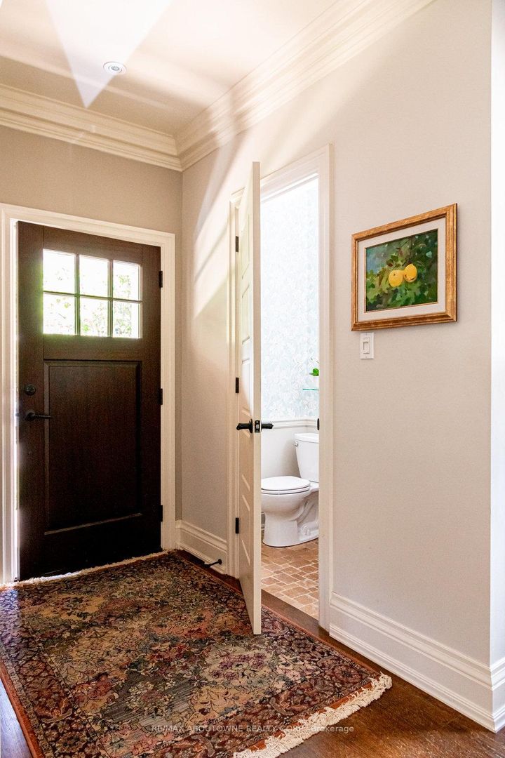 Photo 7 at 44 Head Street, CO Central, Oakville